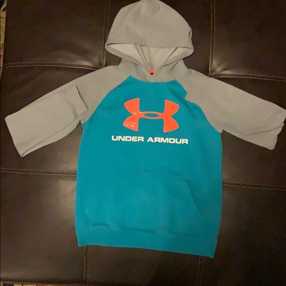 Under Armour Other - Under Armour cold gear Hoodie youth XL